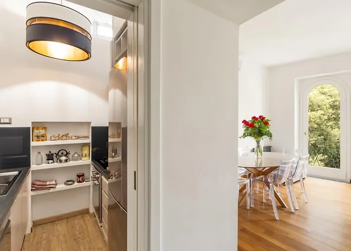 Trilussa Stylish Penthouse Apartamento