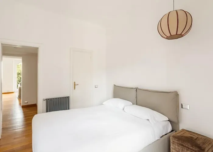Trilussa Stylish Penthouse
